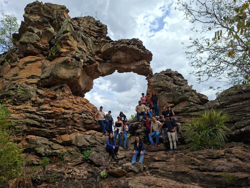 Agro Plus MA awards winning school of the Environmental Education Project “Erase this idea: burning is not a solution” with a visit to the Sete Cidades National Park – PI